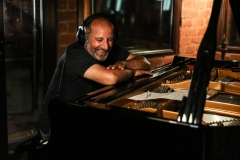 Baki Duyarlar at studio